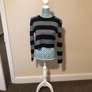 Black And Grey Forever 21 Sweater Sz M